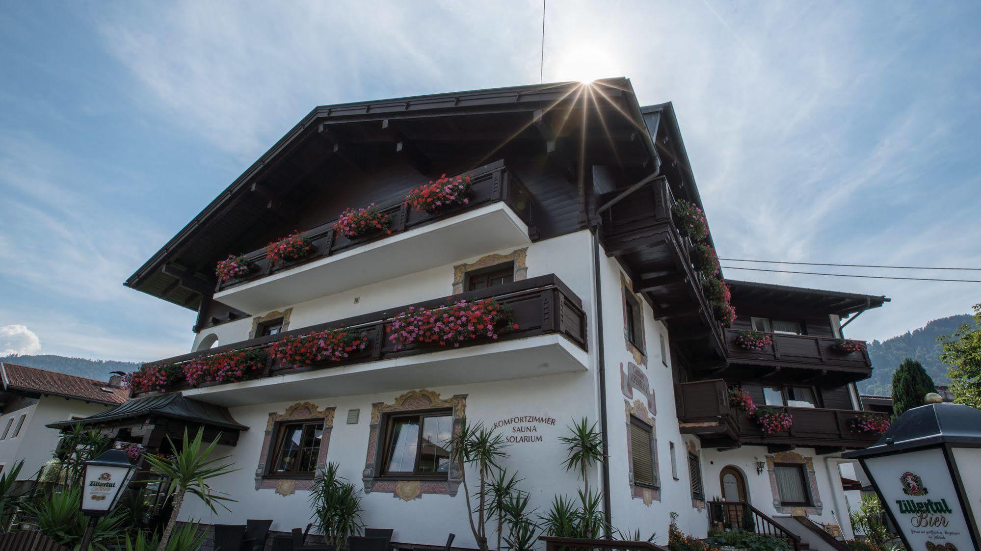 Gasthof Pension Alpenblick Radfeld Exteriér fotografie